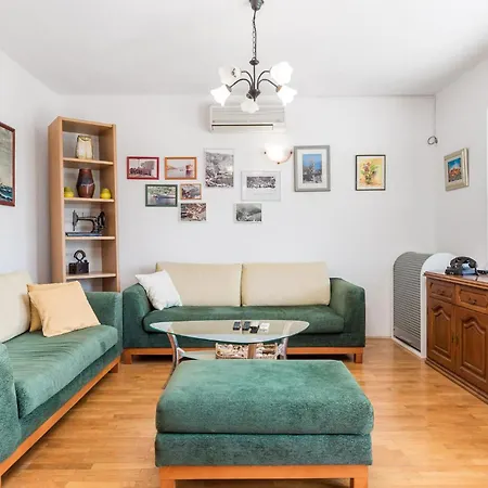 Apartment Stunning Apartment In Starigrad With Wifi Starigrad (Kvarner)