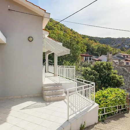 Apartment Stunning Apartment In Starigrad With Wifi Starigrad (Kvarner)
